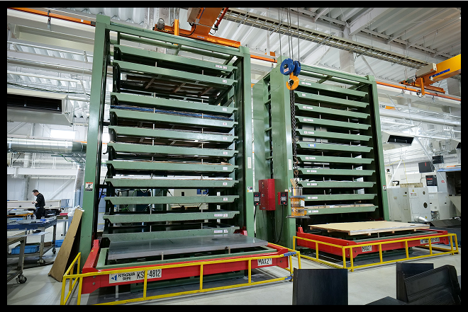 大型ストッカー